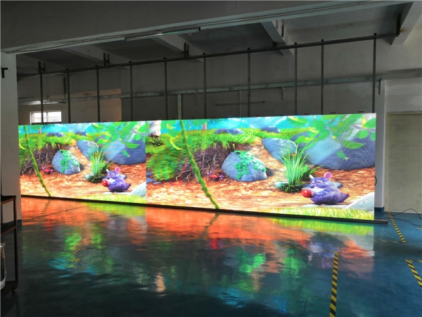 Outdoor P4.81 rental led screen  aging